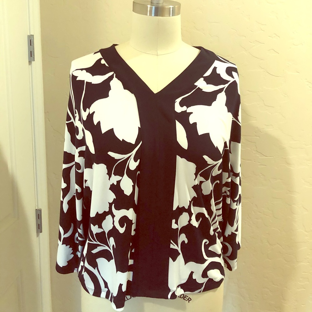 Chico’s knit pullover shirt NWT